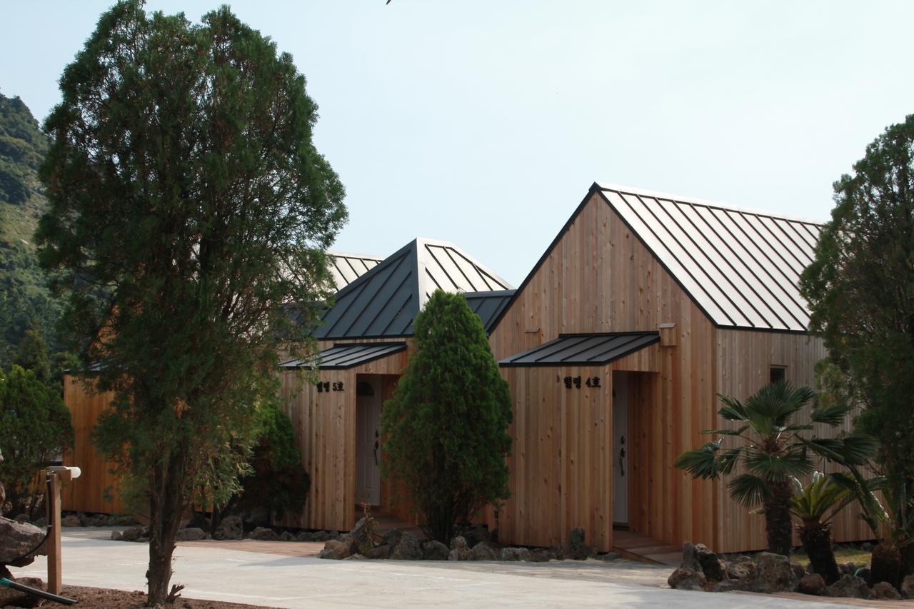 Mirvill Pension & Resort Seogwipo Exterior photo