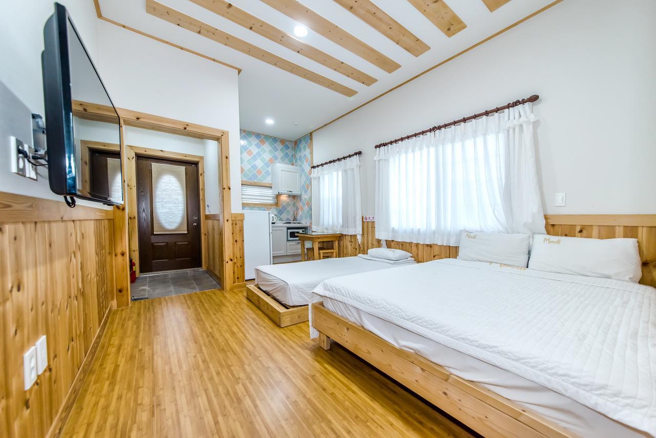 Mirvill Pension & Resort Seogwipo Exterior photo